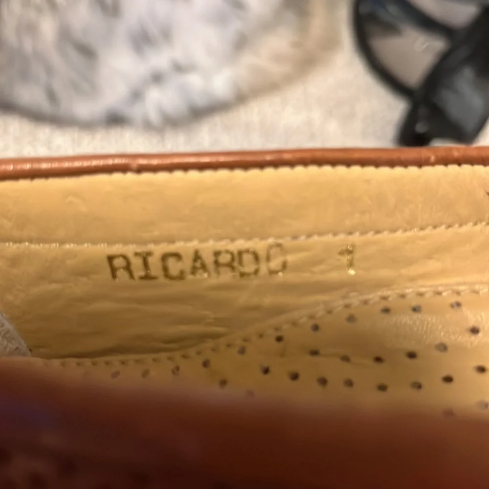 Bob Roy Collection Kids Slip On Tan Light Brown Leather Wingtip Loafers Sz 1